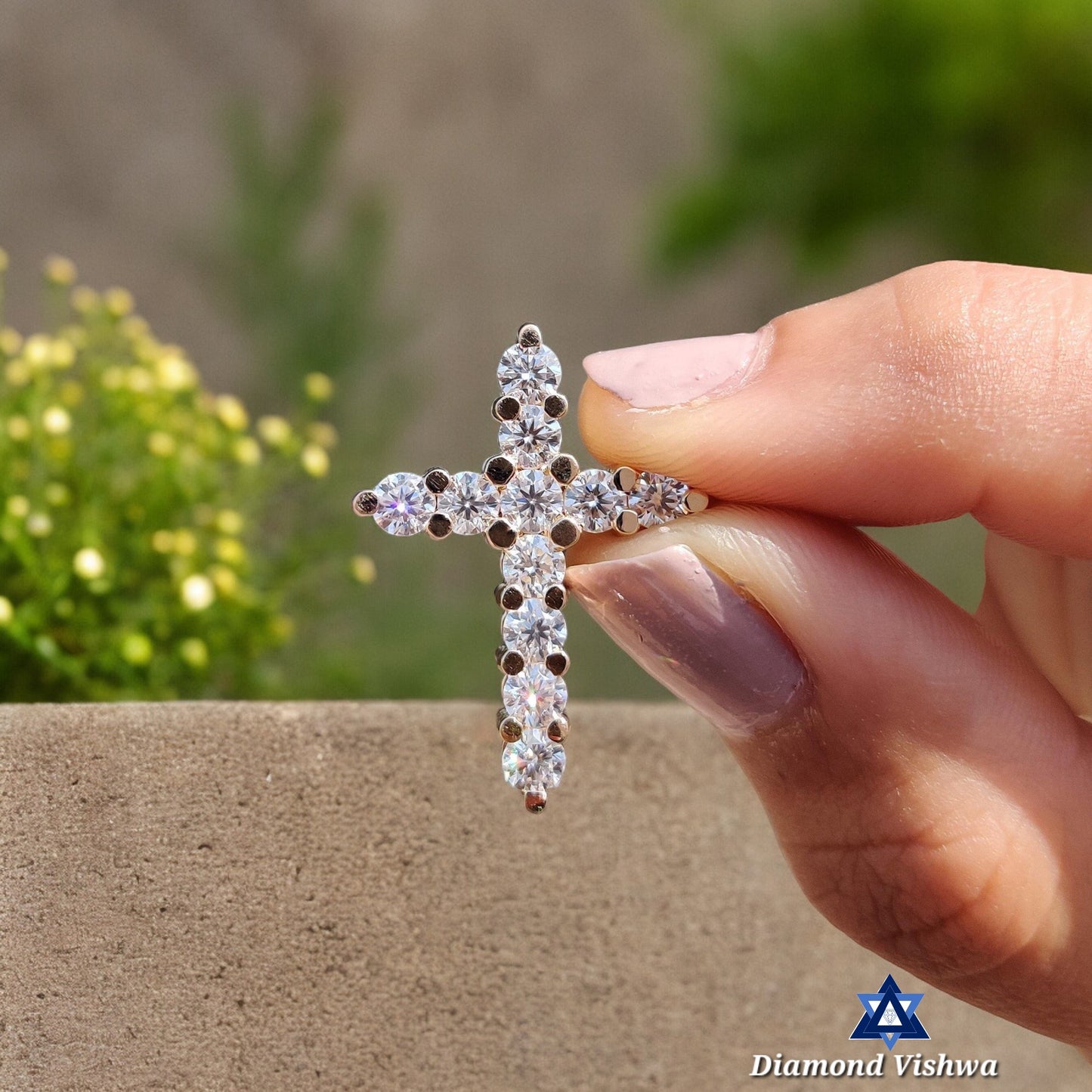 Unique Lab-Grown Diamond Cross Pendant - 3.5ct Colorless Brilliant Cut - Customizable Unisex Gift