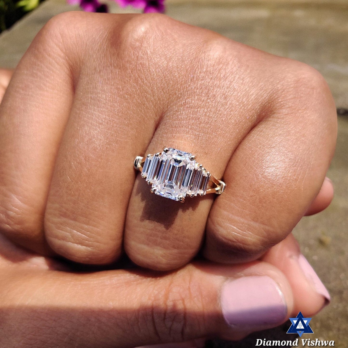 2.78 CT Vintage Emerald Cut Colorless Moissanite Engagement Ring - Split Shank Baguette