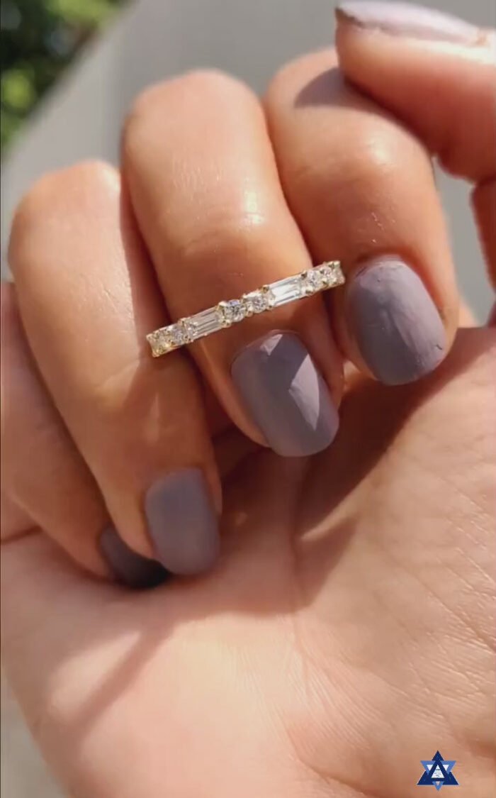 0.64 TCW Baguette & Round Moissanite Half Eternity Wedding Band in Yellow Gold - Image 7