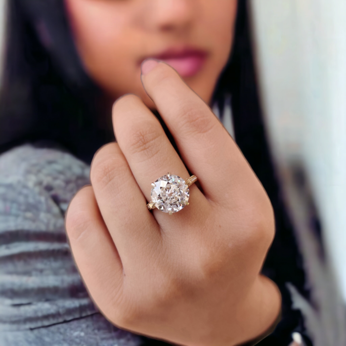 Exquisite 7.57 TW Jubilee Cut Moissanite Ring, Vintage Style Micro Pave, Luxurious Engagement Jewelry, Perfect Proposal Gift - Image 5