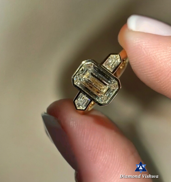 Luxurious Three Stone Moissanite Ring - Emerald & Bullet Cut Diamonds with Bezel Setting, Perfect Engagement or Anniversary Present - Image 2