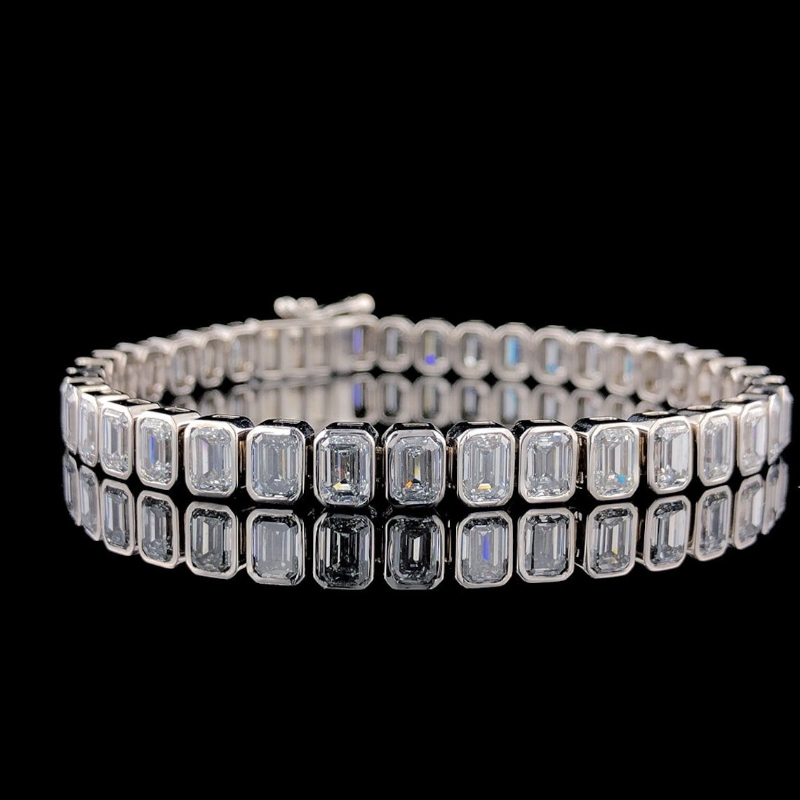 il_1140xN.4947581793_3m53 14k White Gold Bezel Set Emerald Moissanite Bracelet - Luxurious Tennis Style Women's Jewelry, Perfect Anniversary Gift - Image 1
