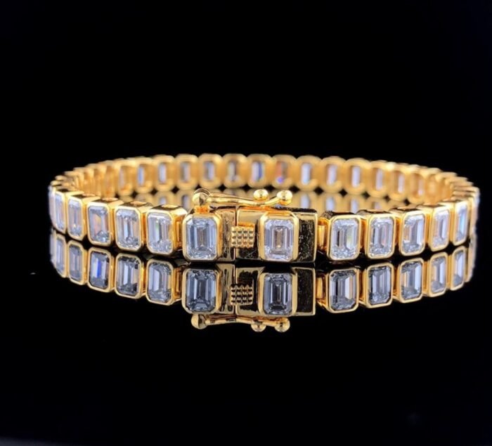 Emerald Moissanite Diamond Tennis Bracelet, Luxurious Gold Bezel Set, Elegant Jewelry for Women, Perfect Anniversary Gift - Image 6